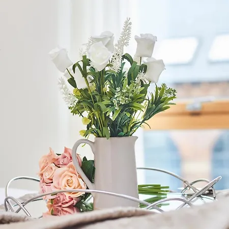 公寓 Deluxe Centre With Free Parking No Balcony *