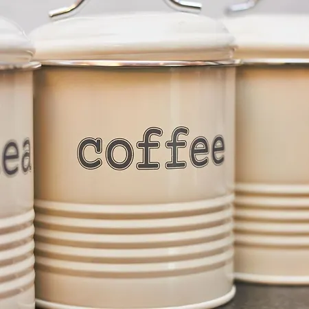 Deluxe Centre With Free Parking No Balcony Appartement *