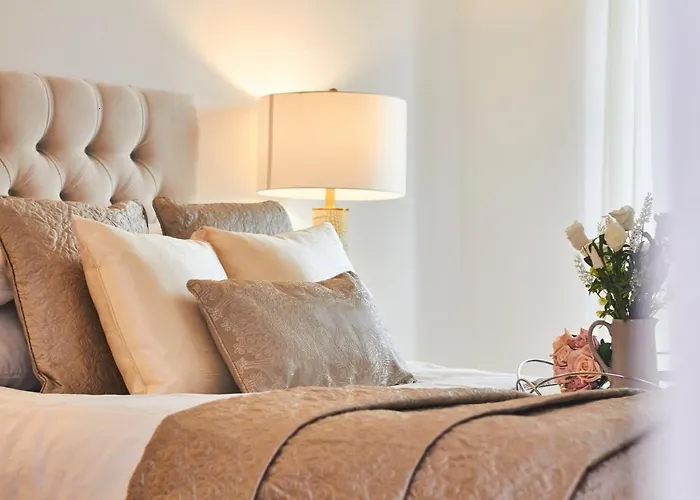 Deluxe Leeds City Centre Apt Lovely Balcony